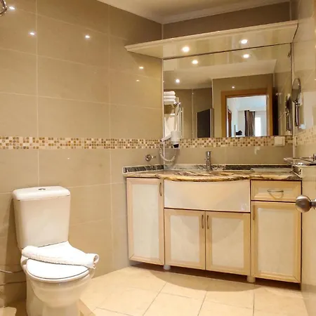 07 Group Aparthotel 3*