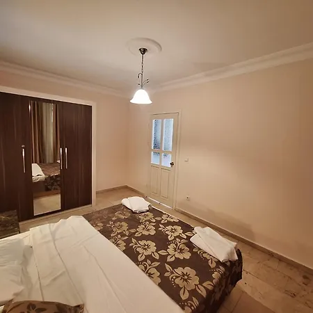 07 Group Aparthotel 3*