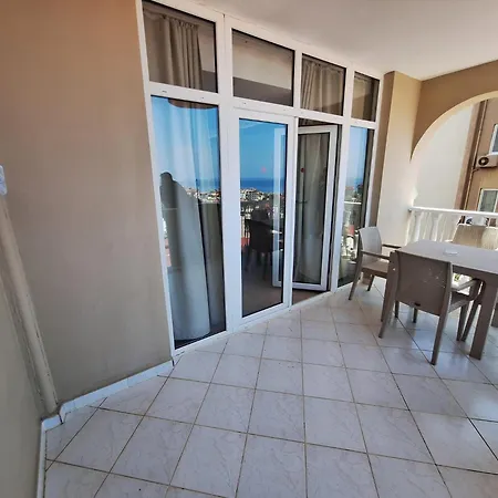 07 Group Aparthotel